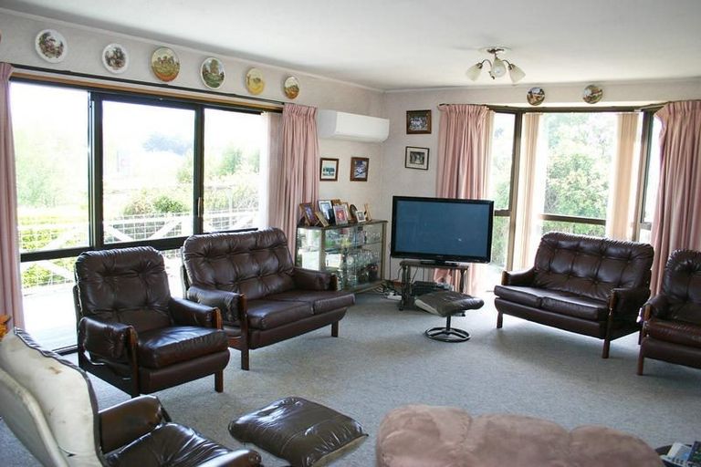 Photo of property in 250 Main Road, Waikouaiti, 9510