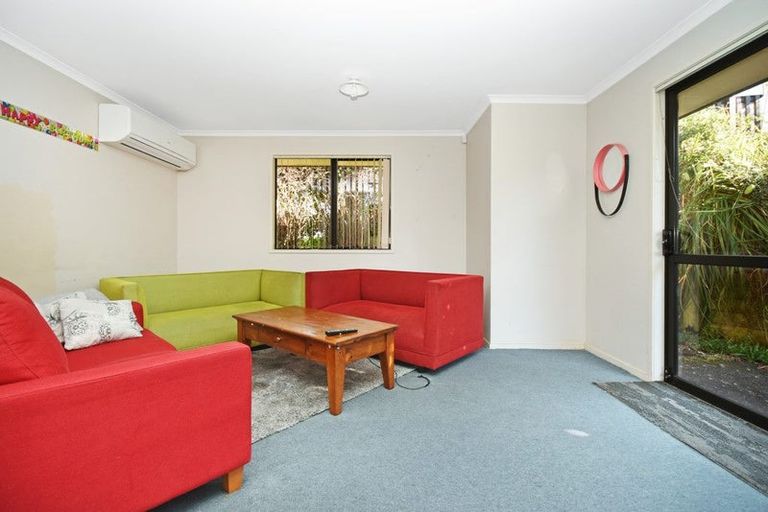 Photo of property in 12 Price Crescent, Mount Wellington, Auckland, 1060