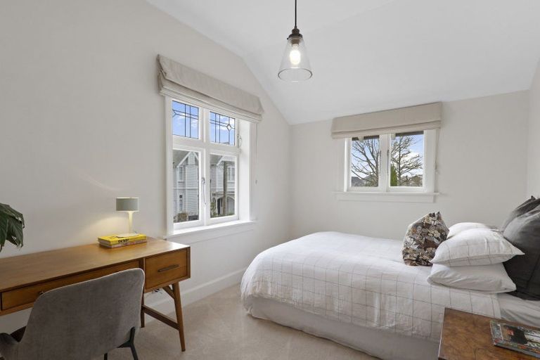 Photo of property in 134 Papanui Road, Merivale, Christchurch, 8014