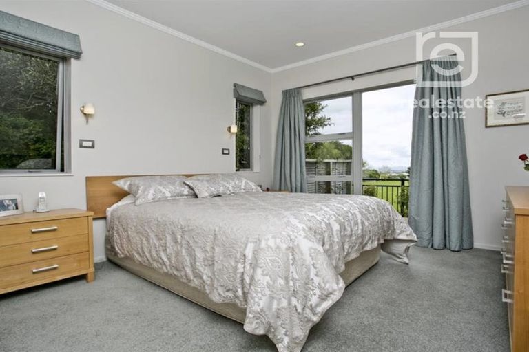 Photo of property in 11a Maleme Avenue, Belmont, Auckland, 0622