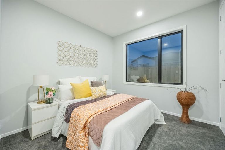 Photo of property in 22 Lewis Younie Road, Kumeu, 0810