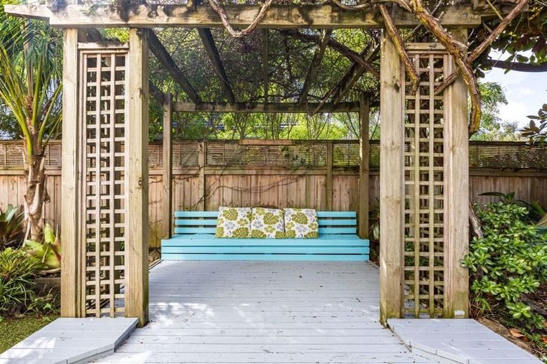 Photo of property in 65a Aramoana Avenue, Devonport, Auckland, 0624