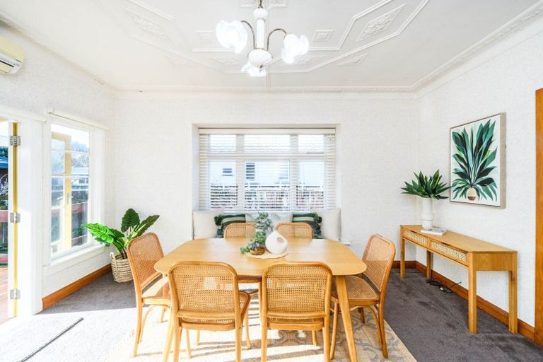 Photo of property in 18 Mahoe Avenue, Takaro, Palmerston North, 4410