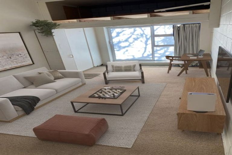 Photo of property in 42 Akaroa Drive, Maupuia, Wellington, 6022