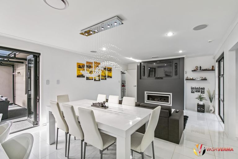 Photo of property in 300 Harbourside Drive, Karaka, Papakura, 2113