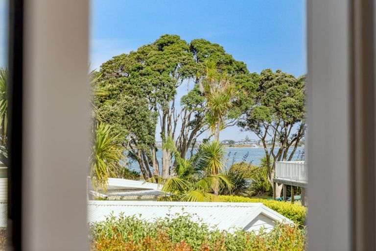 Photo of property in 48 Harbour View Road, Point Wells, Warkworth, 0986