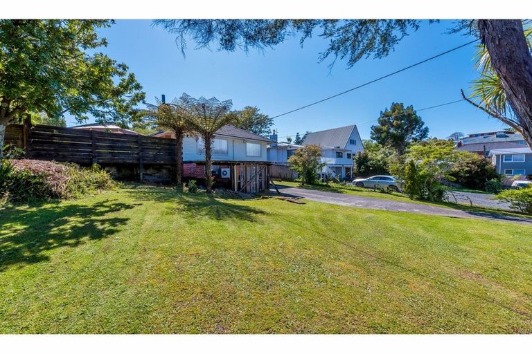 Photo of property in 31 Routley Drive, Glen Eden, Auckland, 0602