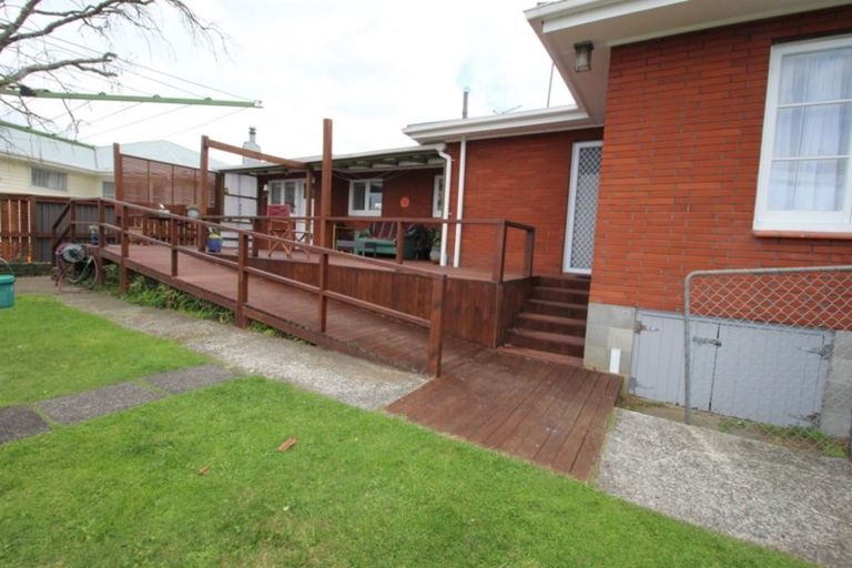 Photo of property in 61 Papanui Street, Tokoroa, 3420