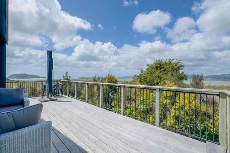 Photo of property in 13 Kaipapaka Row, Te Rerenga, Coromandel, 3582