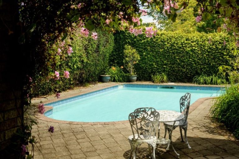 Photo of property in 19 Sissinghurst Court, Bethlehem, Tauranga, 3110