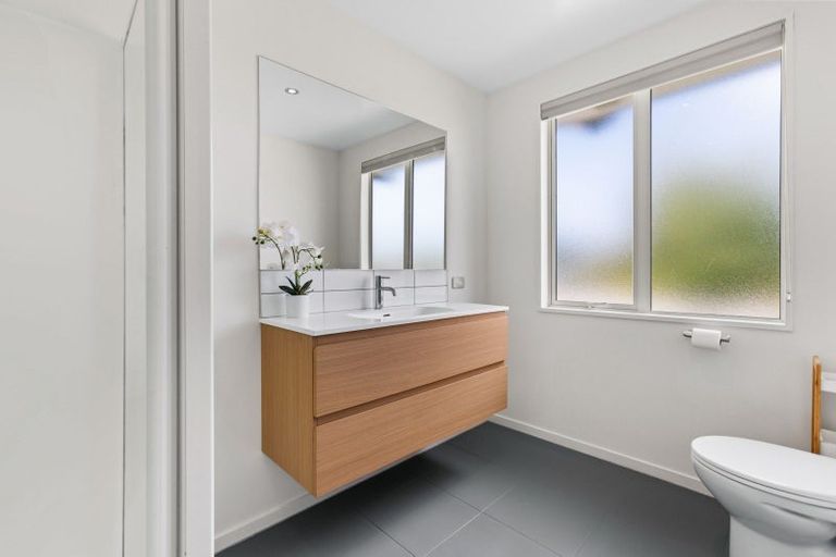 Photo of property in 3 De Bettencor Place, Mount Pisa, Cromwell, 9383