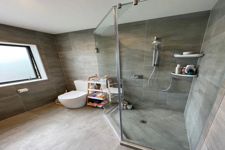 Photo of property in 7/4 Edgerton Road, Te Atatu Peninsula, Auckland, 0610