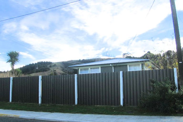 Photo of property in 1 Shirley Place, Bay View, Napier, 4104