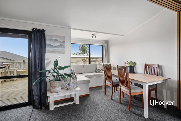 Photo of property in 19 Hanlen Avenue, Waihi Beach, 3611