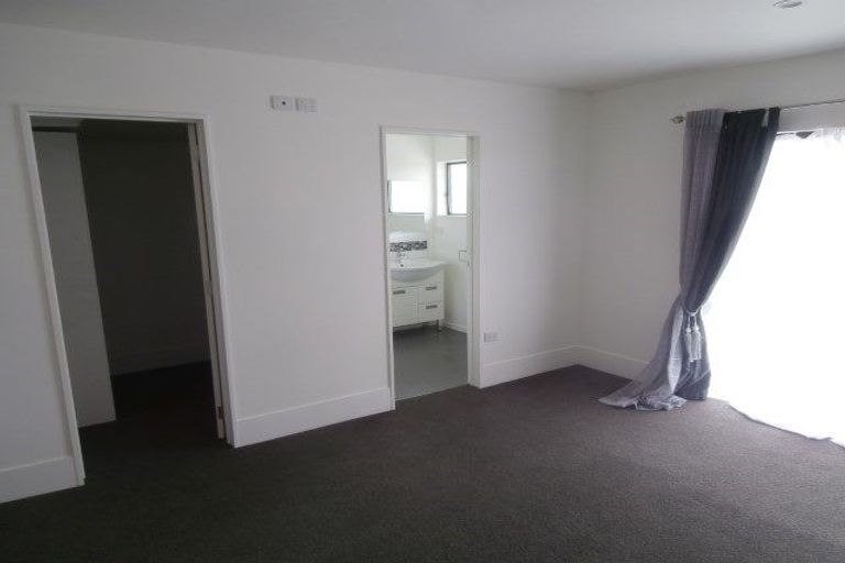 Photo of property in 3 Lonsdale Street, New Brighton, Christchurch, 8083