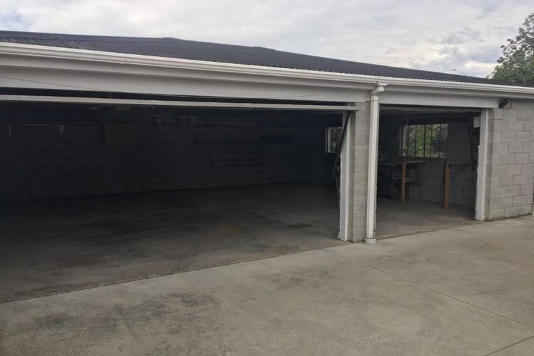 Photo of property in 4 Grahams Road, Ilam, Christchurch, 8041