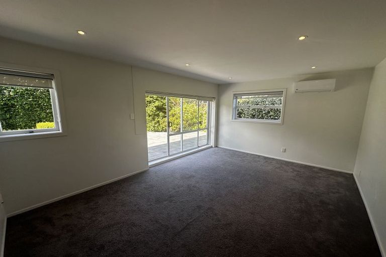 Photo of property in 88 Exmouth Road, Northcote, Auckland, 0627