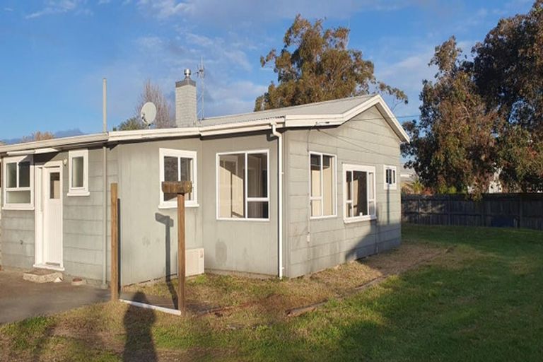 Photo of property in 1 Lyndhurst Street, Awapuni, Gisborne, 4010