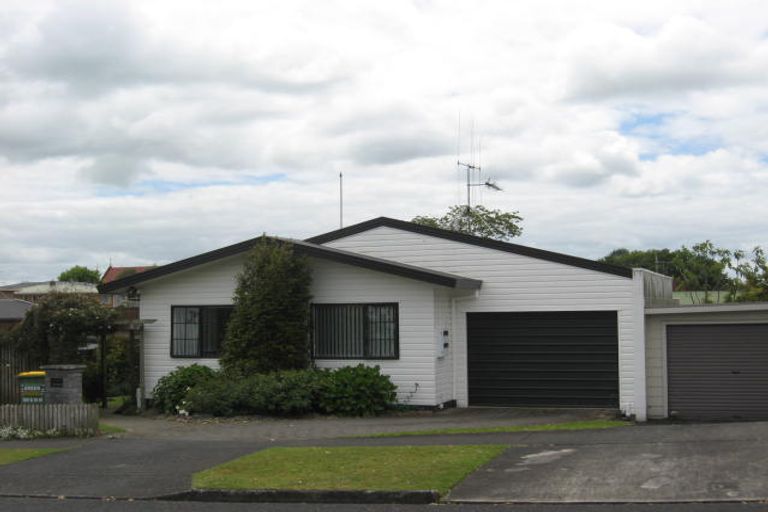 Photo of property in 216 Brady Street, Te Awamutu, 3800