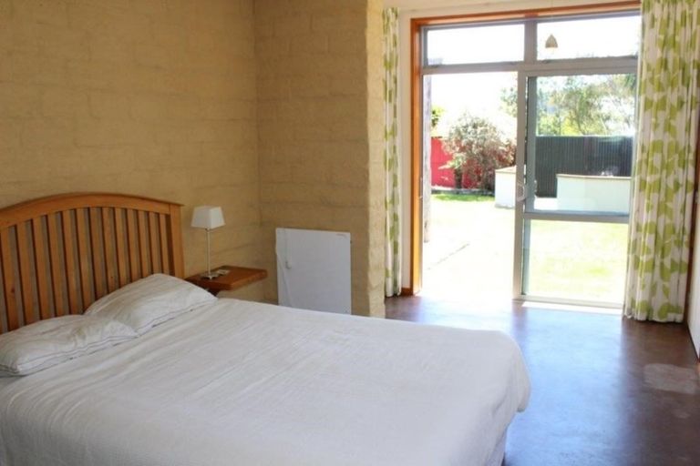 Photo of property in 12 Arapeta Place, Takaka, 7110