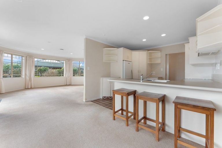 Photo of property in 85 Miranda Street, Stratford, 4332