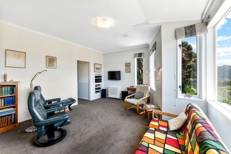 Photo of property in 151 Cockayne Road, Khandallah, Wellington, 6035
