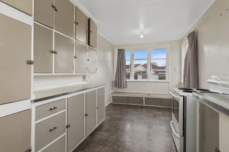 Photo of property in 3 Fisk Street, Naenae, Lower Hutt, 5011