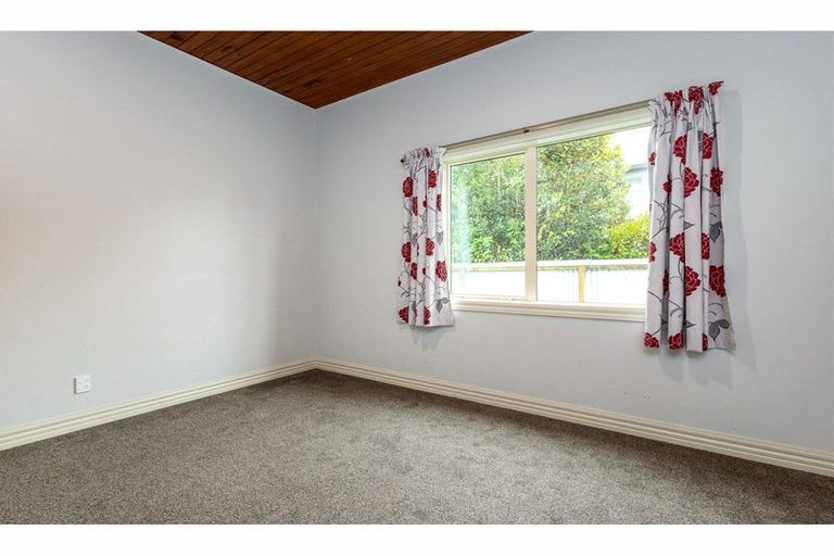 Photo of property in 14 Raymond Street, West End, Timaru, 7910