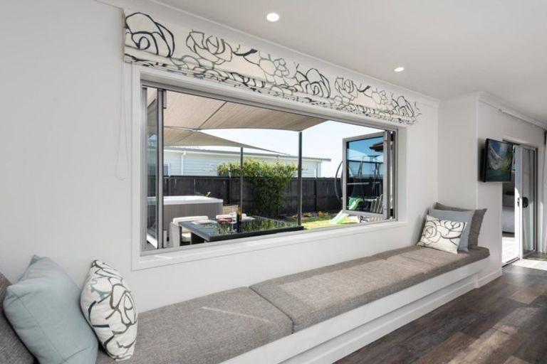 Photo of property in 134 Oriental Parade, Papamoa Beach, Papamoa, 3118