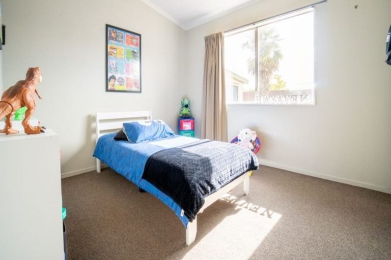 Photo of property in 59 Sutherland Crescent, Westbrook, Palmerston North, 4412