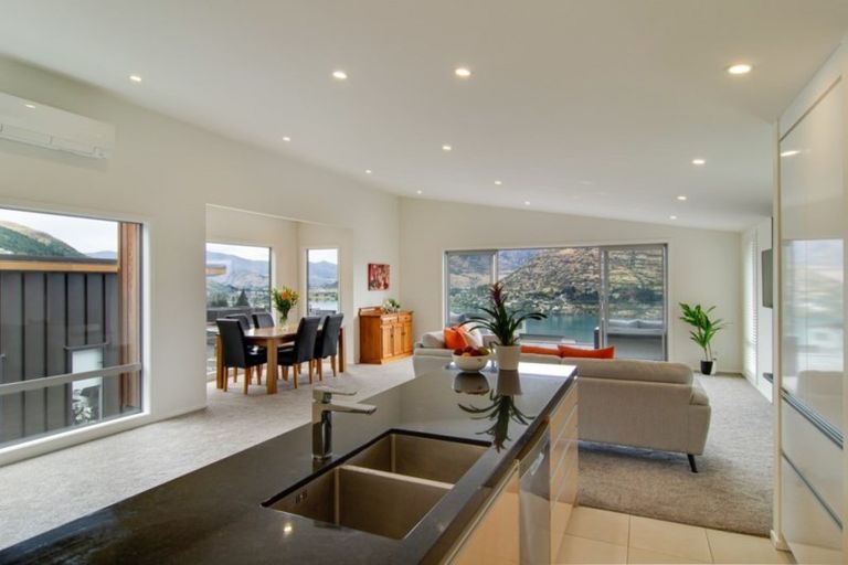 Photo of property in St Andrews Park, 44b Highview Terrace, Queenstown, 9300