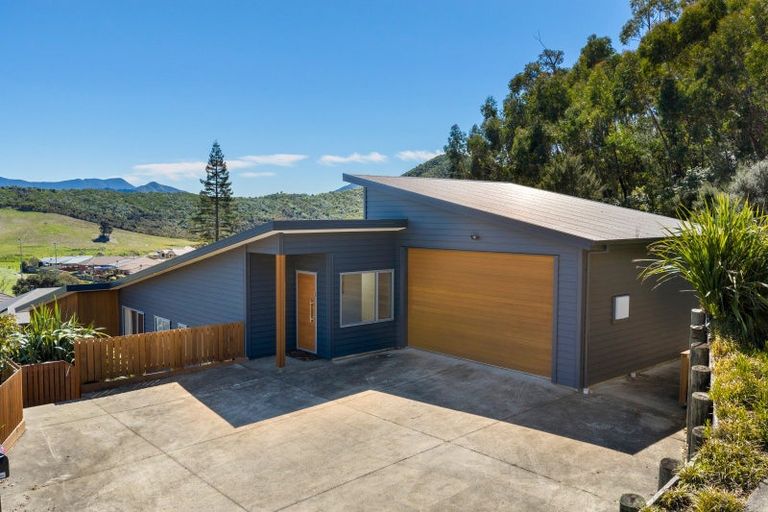 Photo of property in 11 Bell Bird Rise, Picton, 7220