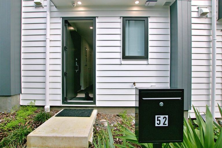 Photo of property in 52 Raupeti Lane, Henderson, Auckland, 0612