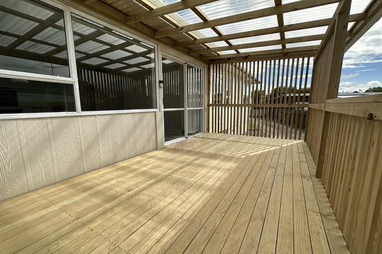 Photo of property in 69a Red Beach Road, Red Beach, 0932