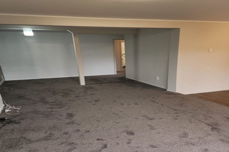 Photo of property in 1/198 Verbena Road, Birkdale, Auckland, 0626