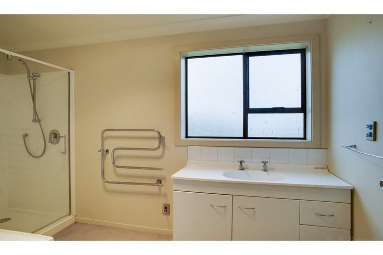 Photo of property in 48 Waimate Highway, Saint Andrews, 7988