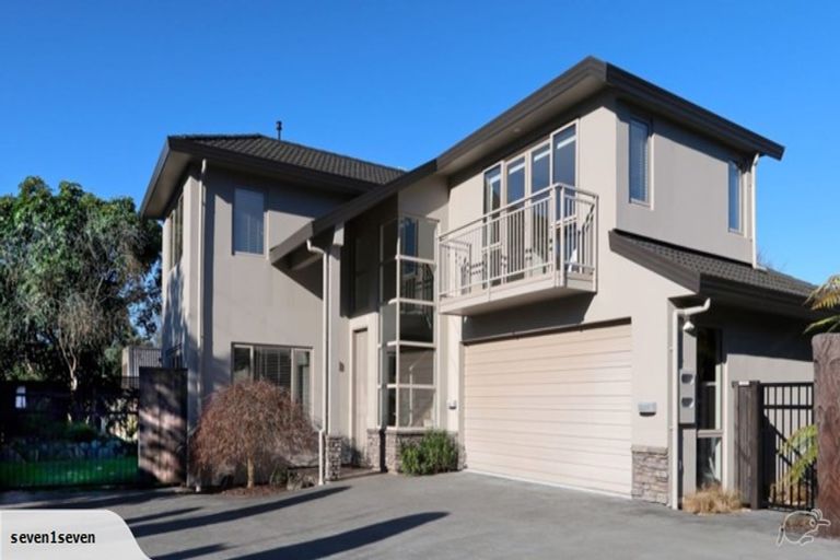 Photo of property in 2/745 Acacia Bay Road, Acacia Bay, Taupo, 3330