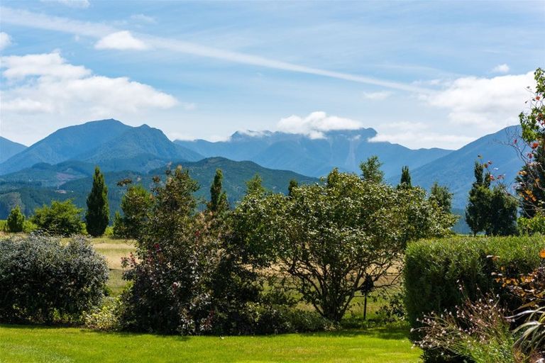 Photo of property in 10 Fishtail Vue, Wairau Valley, Blenheim, 7271