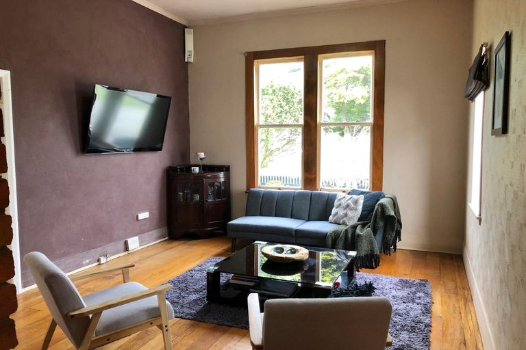 Photo of property in 9 Burton Avenue, Whanganui East, Whanganui, 4500