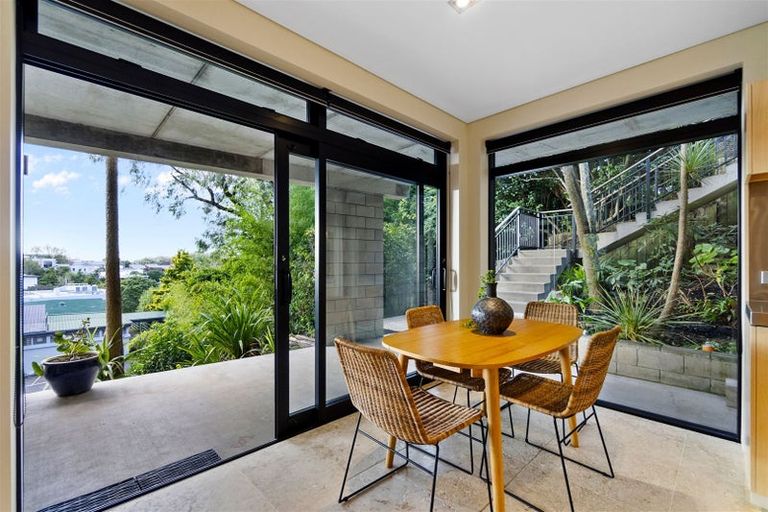 Photo of property in 30c Thackeray Street, Hamilton Lake, Hamilton, 3204