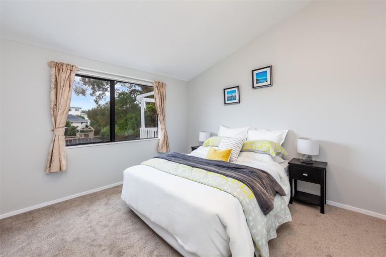 Photo of property in 1/11 Brookfield Road, Te Atatu Peninsula, Auckland, 0610
