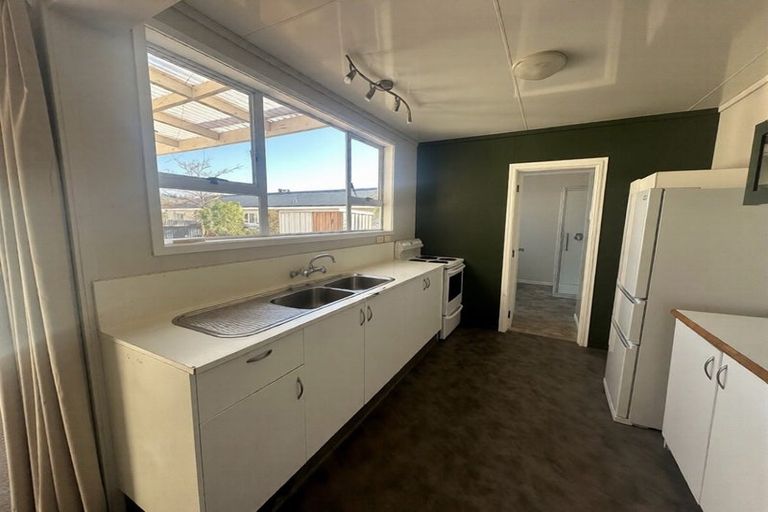 Photo of property in 52 Bathgate Street, South Dunedin, Dunedin, 9012