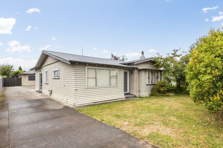 Photo of property in 41 Taradale Road, Marewa, Napier, 4110