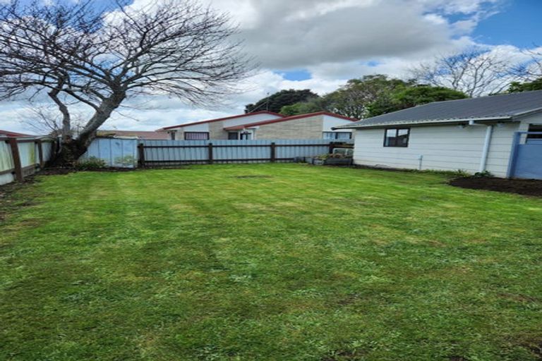 Photo of property in 9 Churchill Terrace, Waiuku, 2123