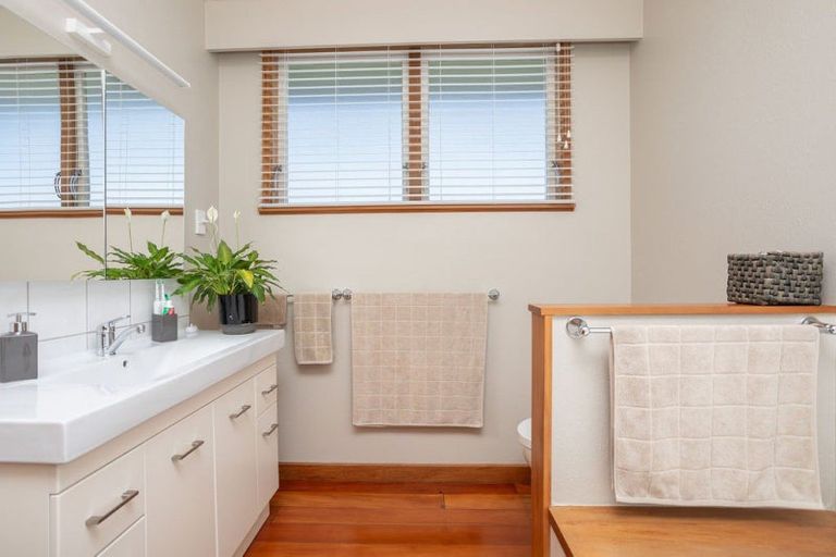 Photo of property in 27 Ruahine Street, Dannevirke, 4930