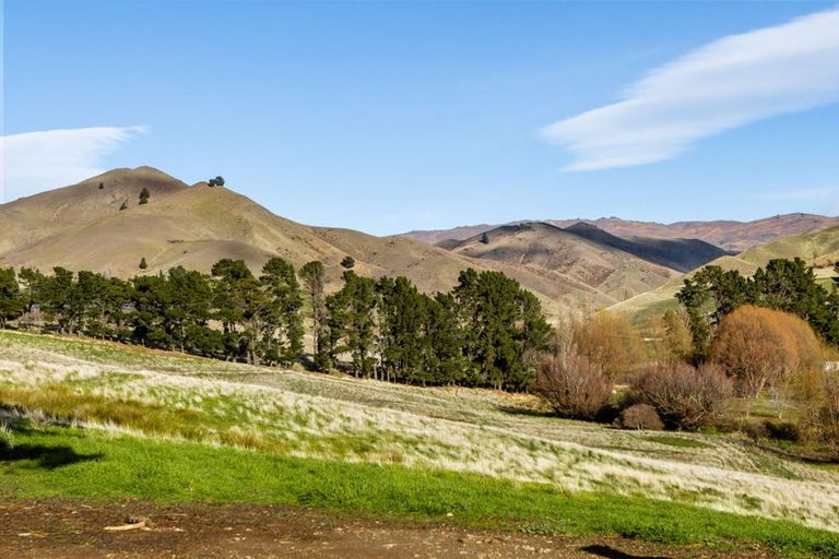 Photo of property in 187 Hawksburn Road, Nevis, Cromwell, 9384