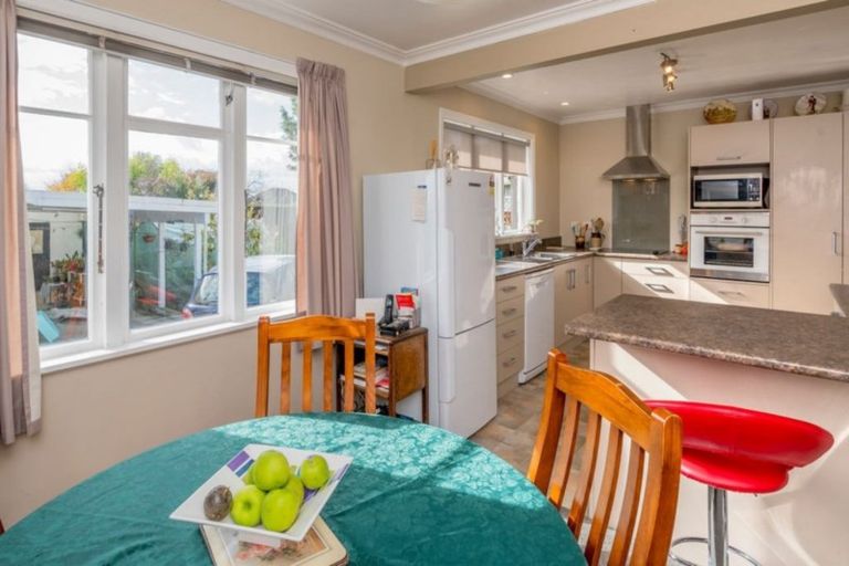 Photo of property in 3 Dunbar Street, Levin, 5510