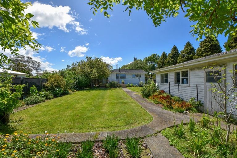 Photo of property in 61 Kent Street, Carterton, 5713