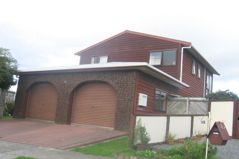 Photo of property in 11 Kekeno Grove, Tirohanga, Lower Hutt, 5010