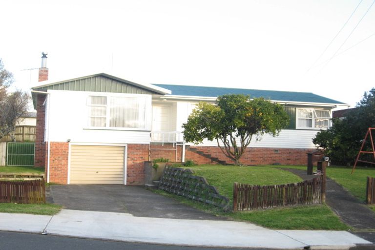 Photo of property in 11 Grebe Street, Manurewa, Auckland, 2102